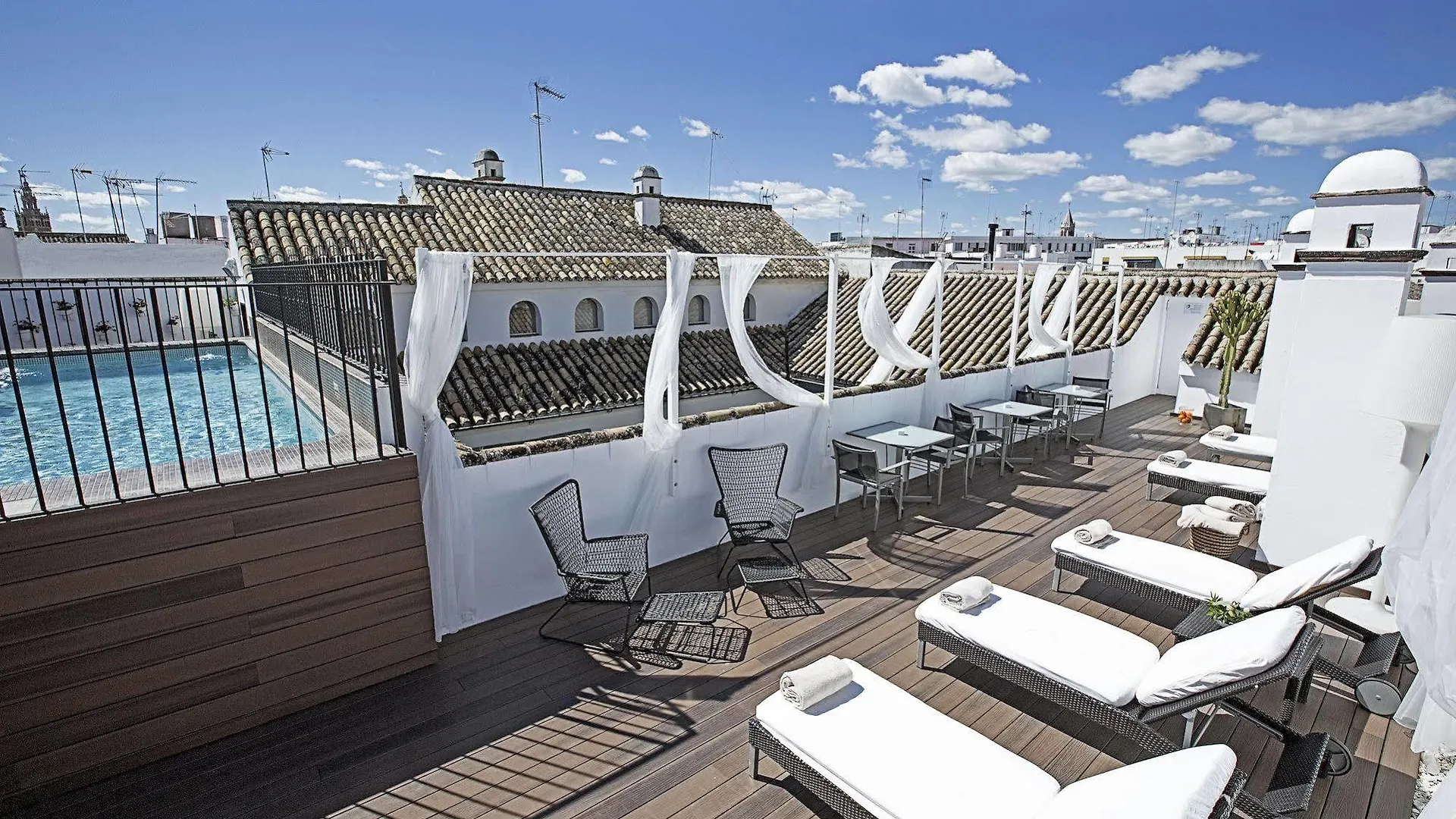 Hospes Las Casas Del Rey De Baeza, A Member Of Design Hotels Seville