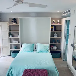  Apartment Cathedral Studio, Luxury In Cathedral Area, Parking Optional
